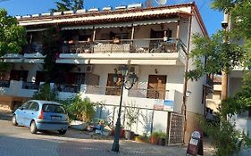 Hotel Agni -Enoikiazomena Diamerizmata